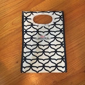 Vineyard Vines Lunchbox